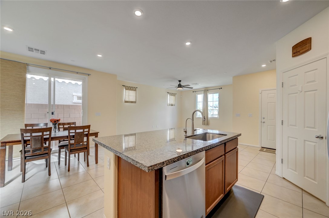 1372 Graphite Avenue Property Photo 15