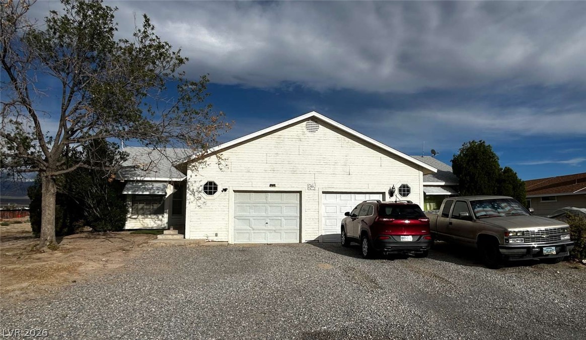1851 Sycamore Avenue Property Photo 1