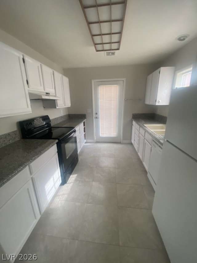 1851 Sycamore Avenue Property Photo 2
