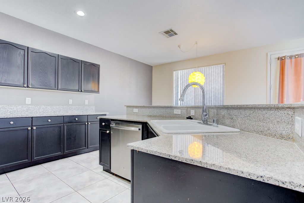 9304 Perennial Avenue Property Photo 9