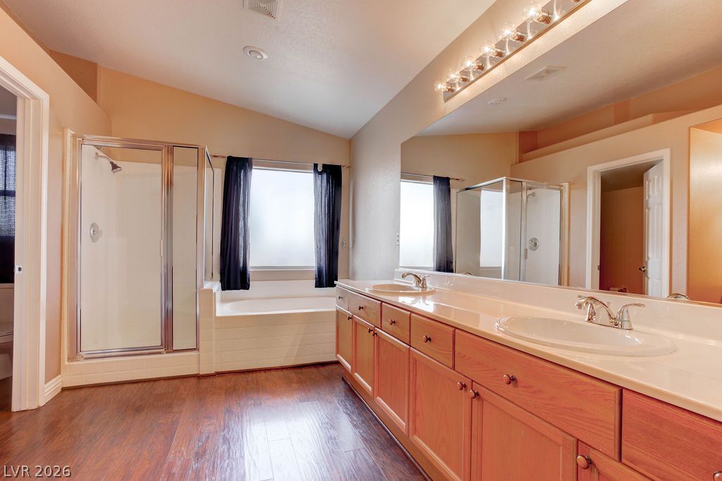 9304 Perennial Avenue Property Photo 17