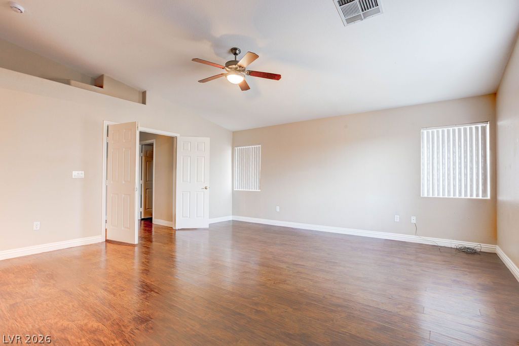 9304 Perennial Avenue Property Photo 30