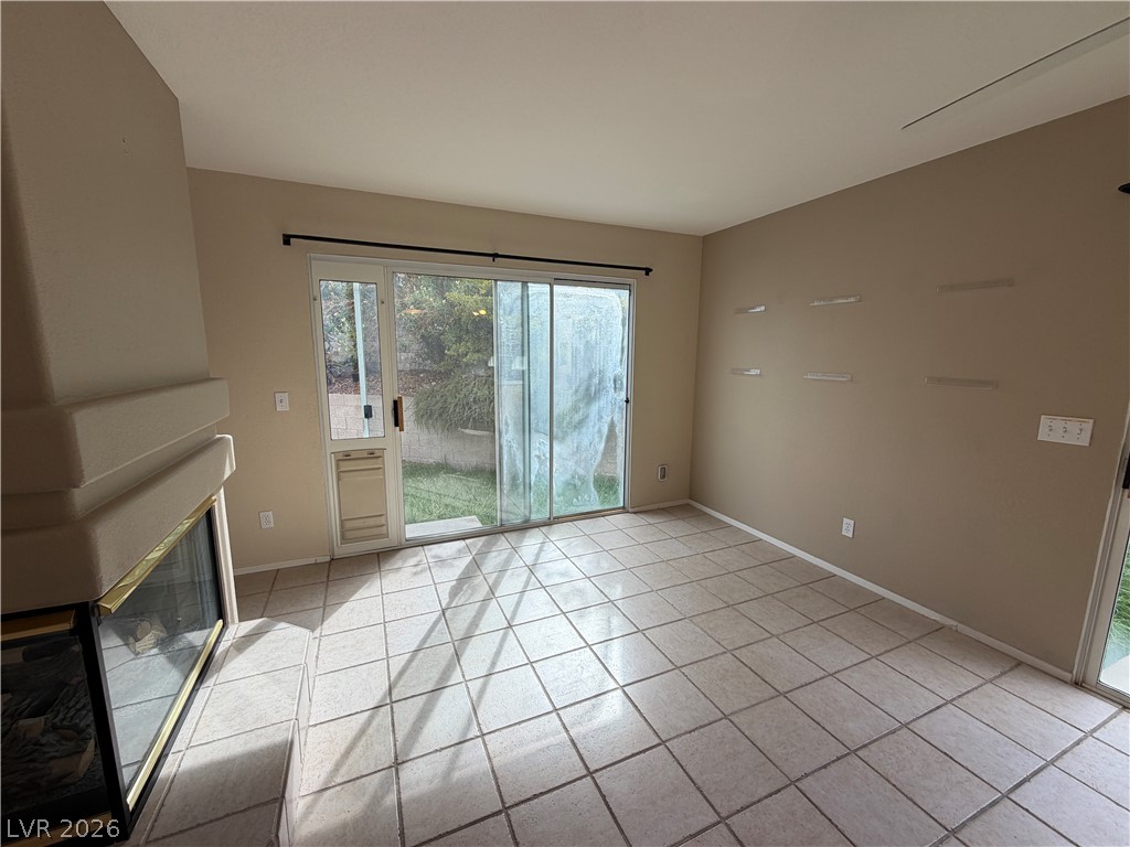 3425 Yorkminster Street Property Photo 4