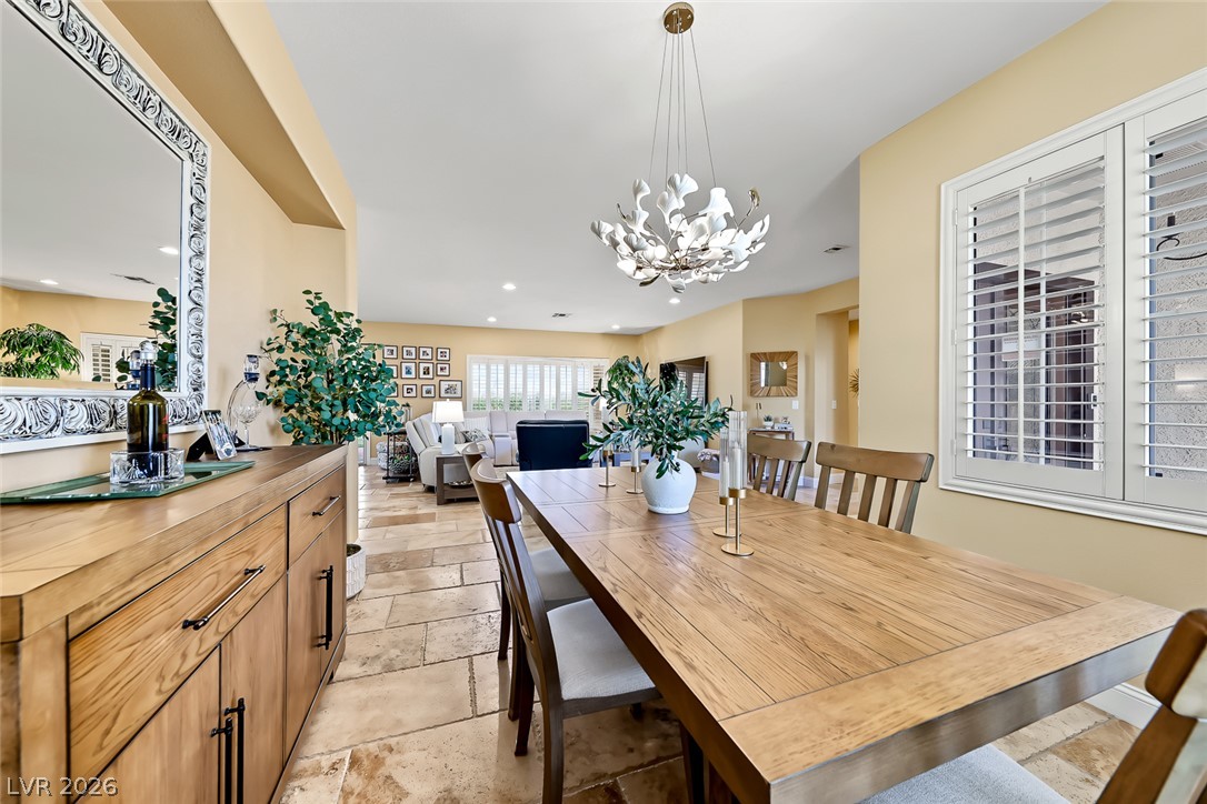 1646 Sebring Hills Drive Property Photo 13