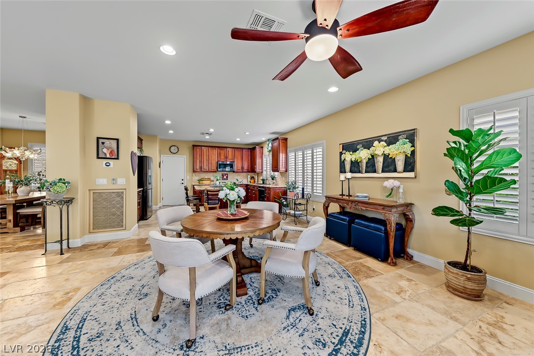 1646 Sebring Hills Drive Property Photo 19