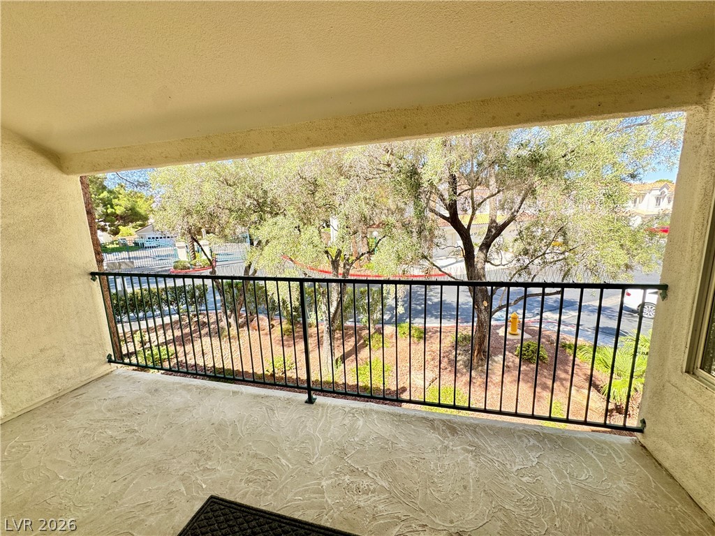 7652 Rolling View Drive 202 Property Photo 2