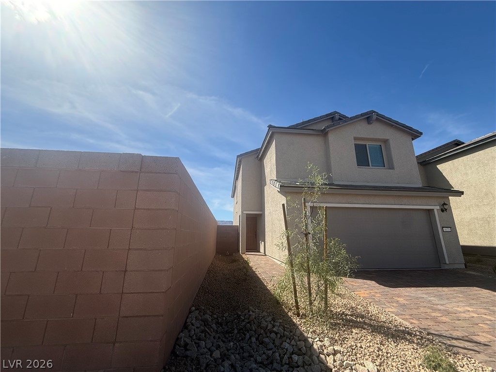 4635 Chestnut Bark Ct Property Photo 2