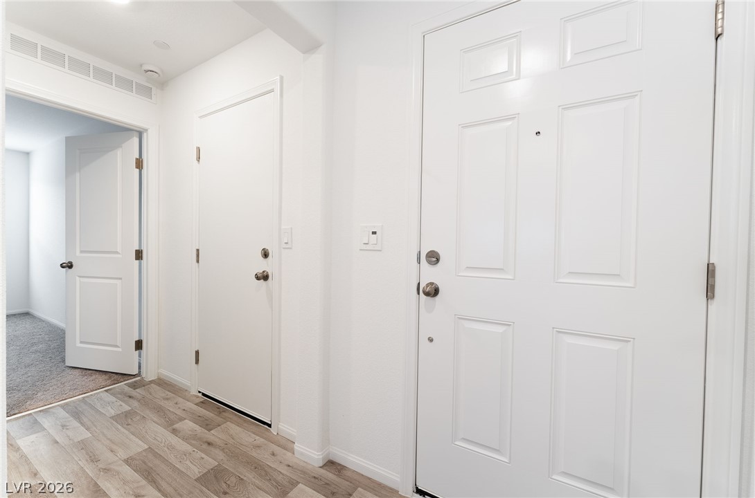 4635 Chestnut Bark Ct Property Photo 5