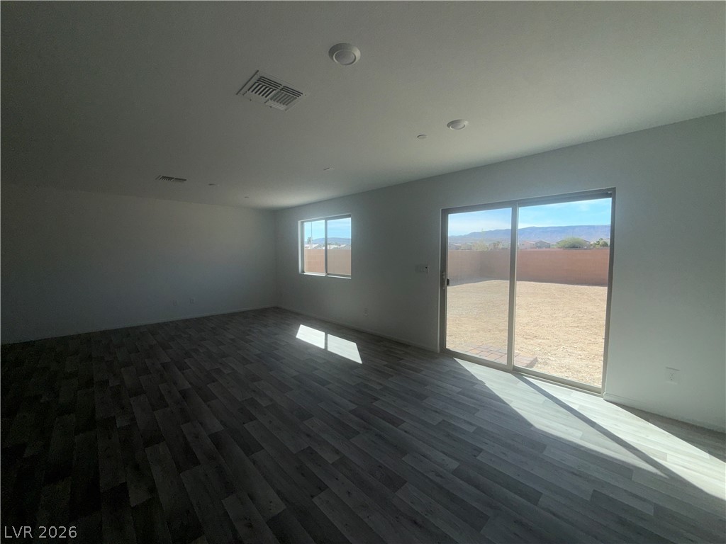 4635 Chestnut Bark Ct Property Photo 6