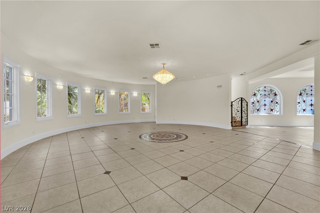 1250 Shadow Lane Property Photo 5
