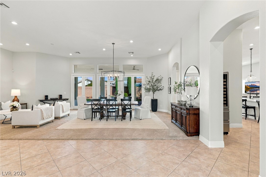 210 Torrey Morgan Way Property Photo 4