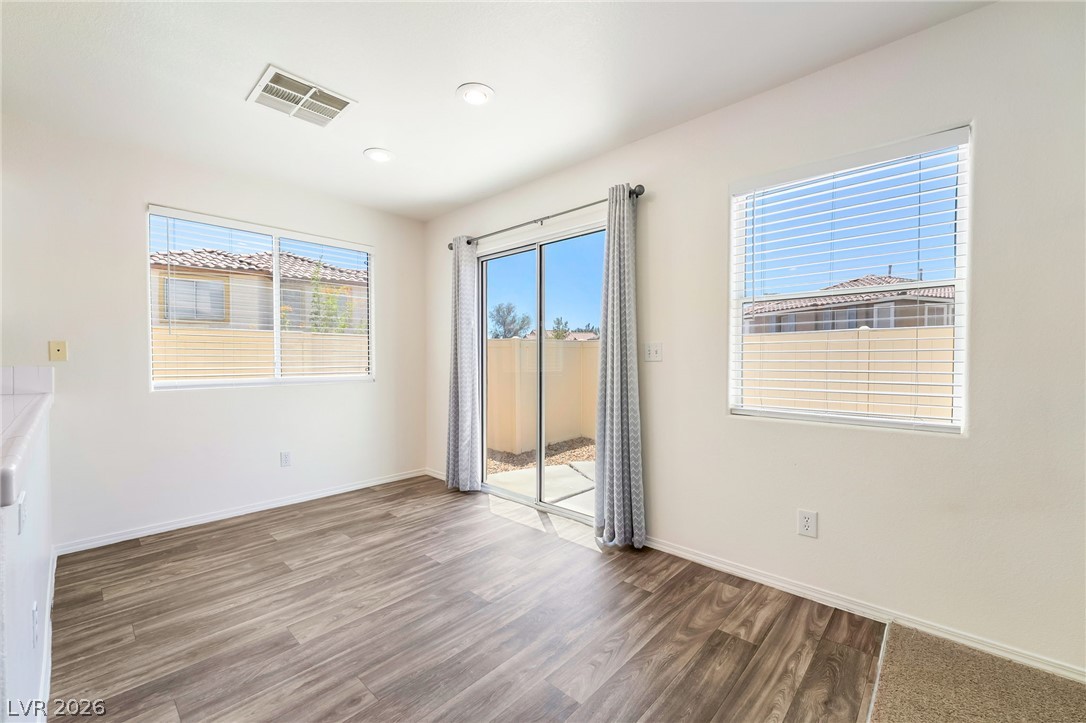 760 Sunrise Crossing Street Property Photo 9