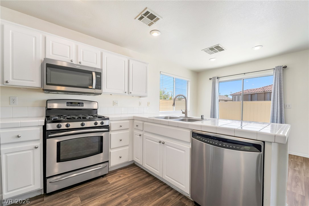 760 Sunrise Crossing Street Property Photo 11
