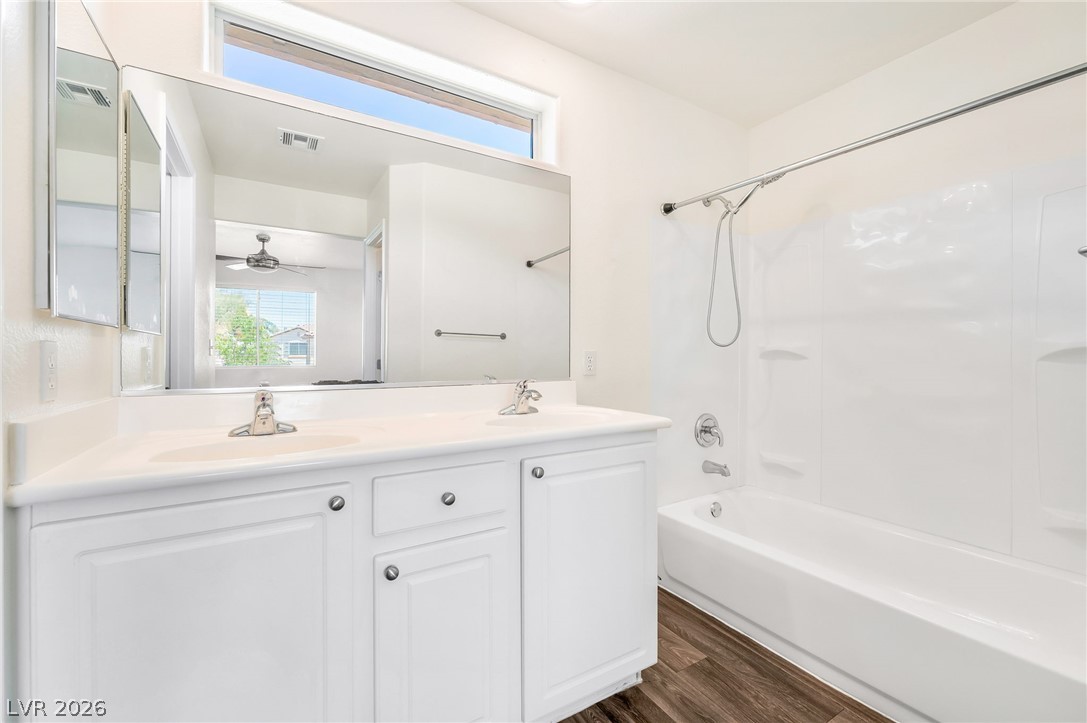760 Sunrise Crossing Street Property Photo 20