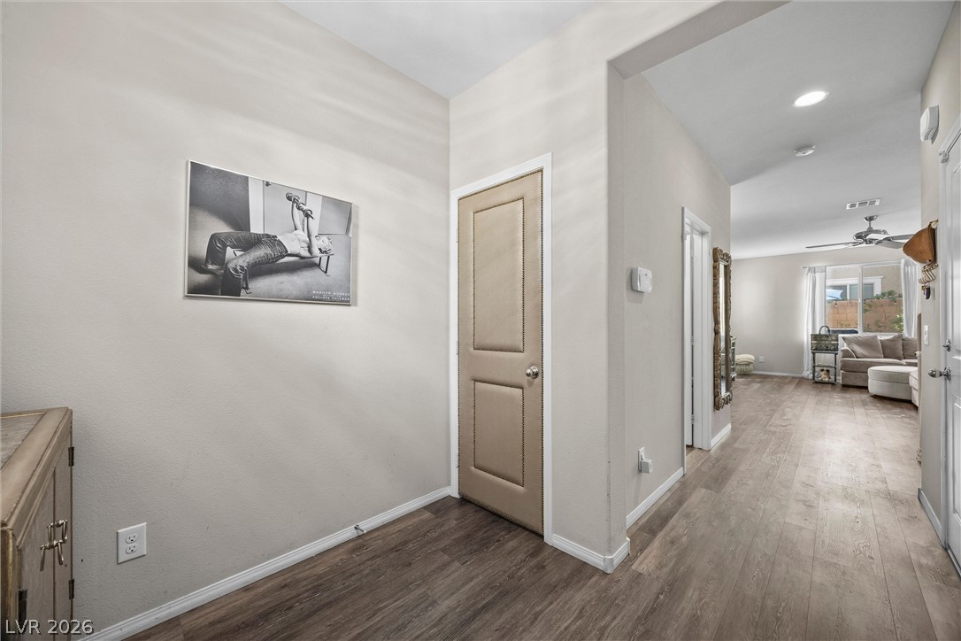 10195 Sunny Peak Court Property Photo 4