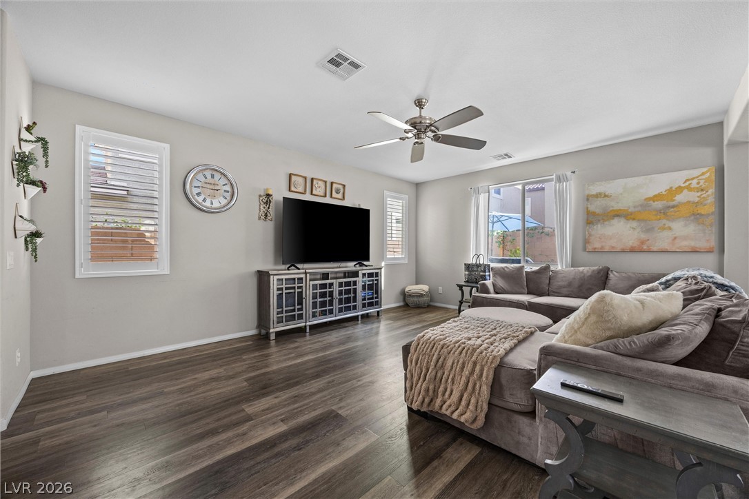 10195 Sunny Peak Court Property Photo 6