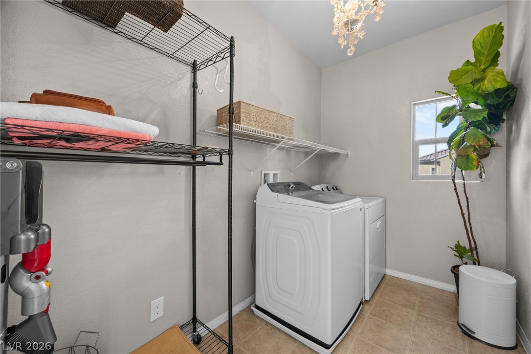 10195 Sunny Peak Court Property Photo 29