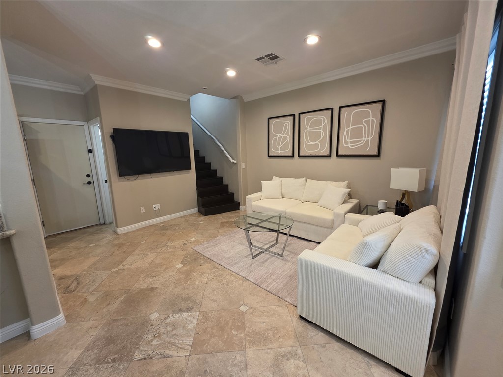 2822683 Property Photo 3