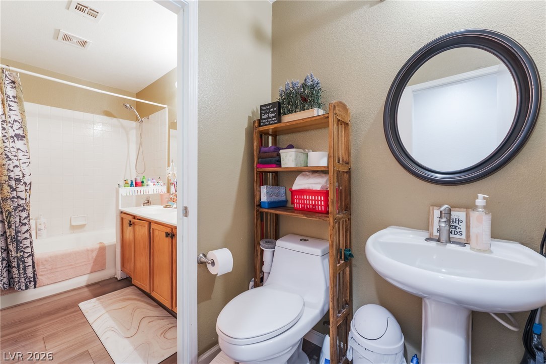 5348 Reardon Court Property Photo 16
