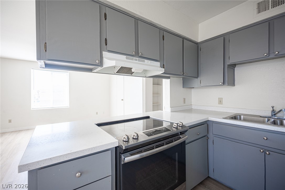 4920 Stanley Avenue Property Photo 14