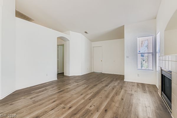 884 Cozy Valley Street Property Photo 4