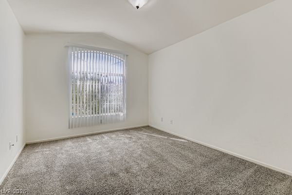884 Cozy Valley Street Property Photo 19