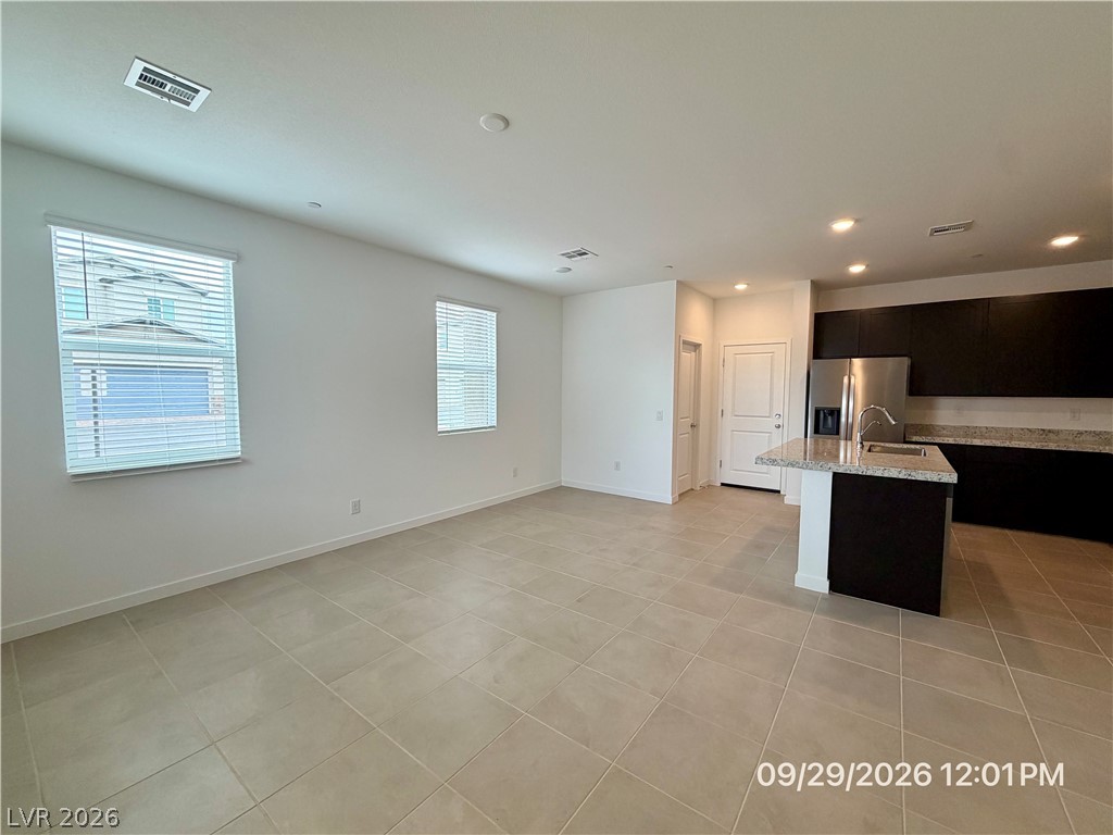 239 Freeport View Place Property Photo 4