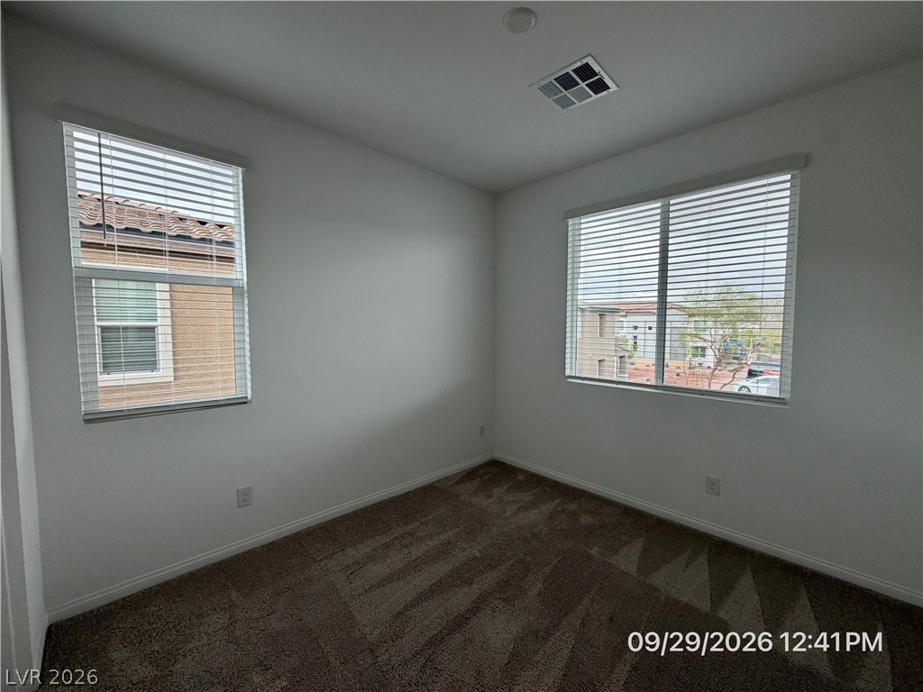 242 Freeport View Place Property Photo 28