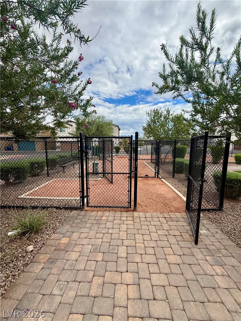242 Freeport View Place Property Photo 44