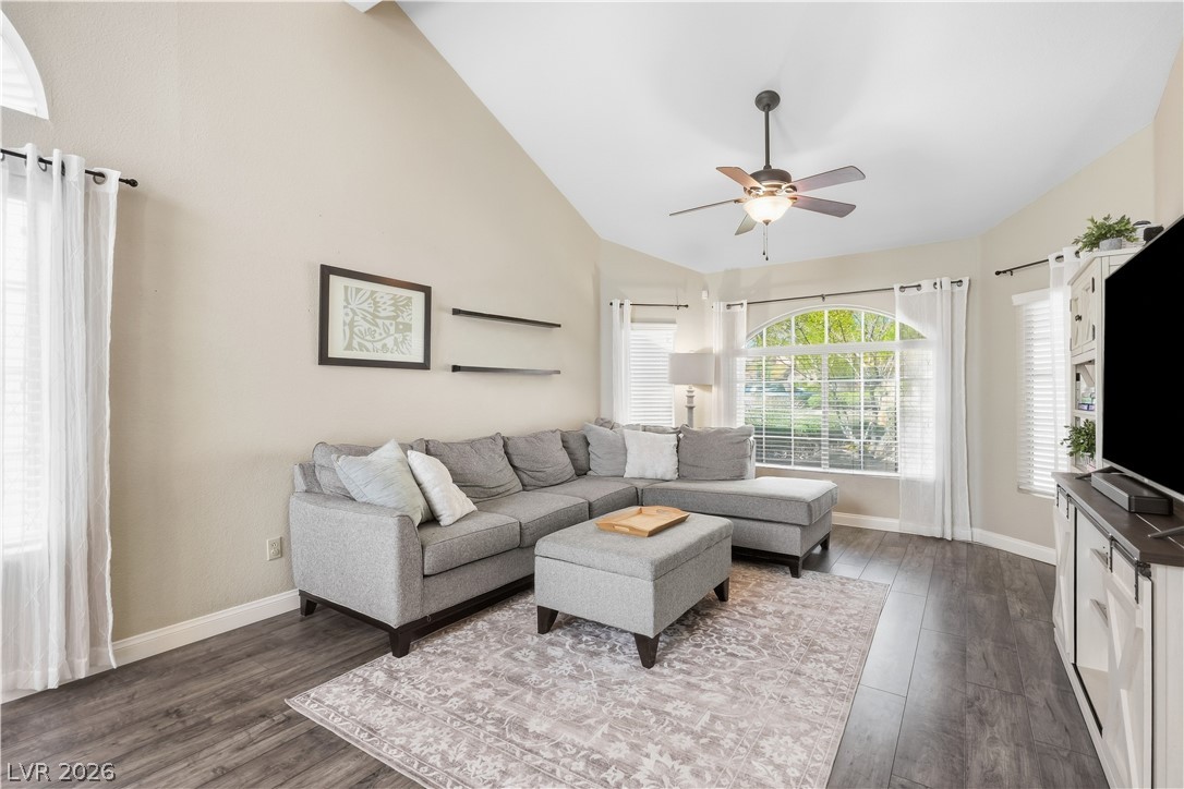 2100 Brighton Shore Street Property Photo 6