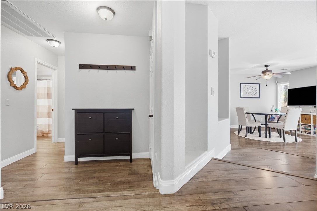 2100 Brighton Shore Street Property Photo 8