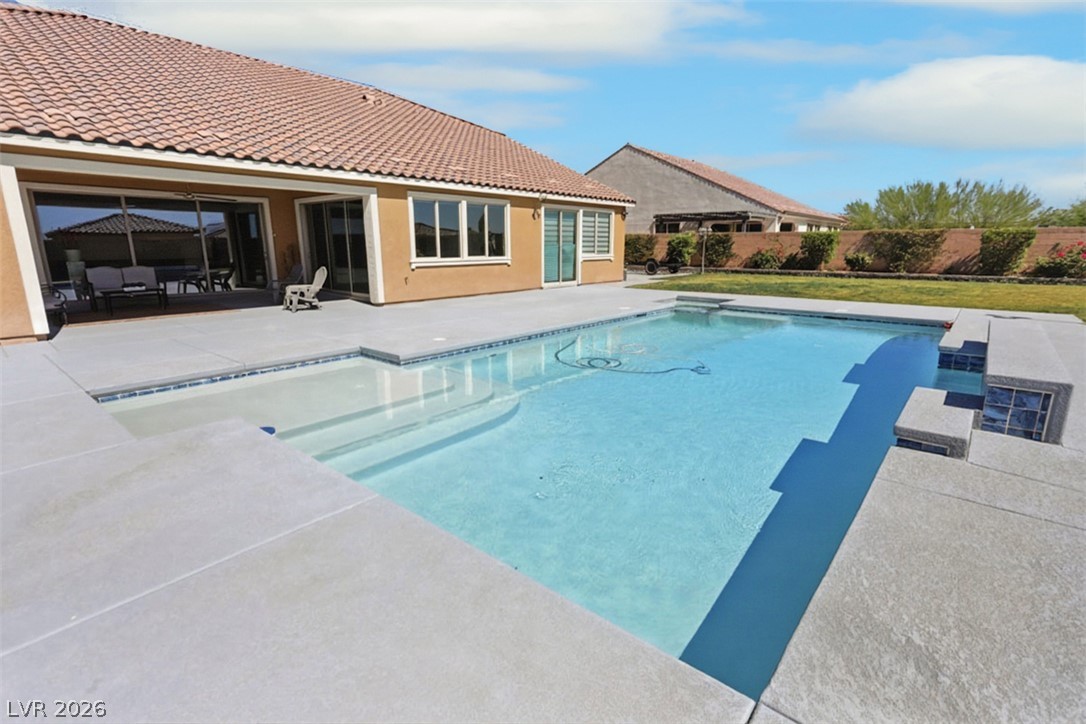9096 Becket Ranch Court Property Photo 3