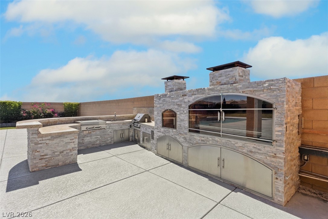 9096 Becket Ranch Court Property Photo 4