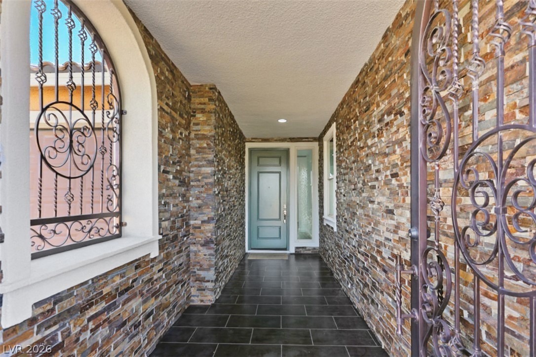 9096 Becket Ranch Court Property Photo 6