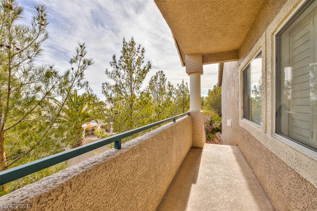 2000 Quartz Cliff Street 203 Property Photo 4