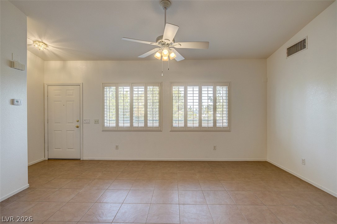 2000 Quartz Cliff Street 203 Property Photo 5