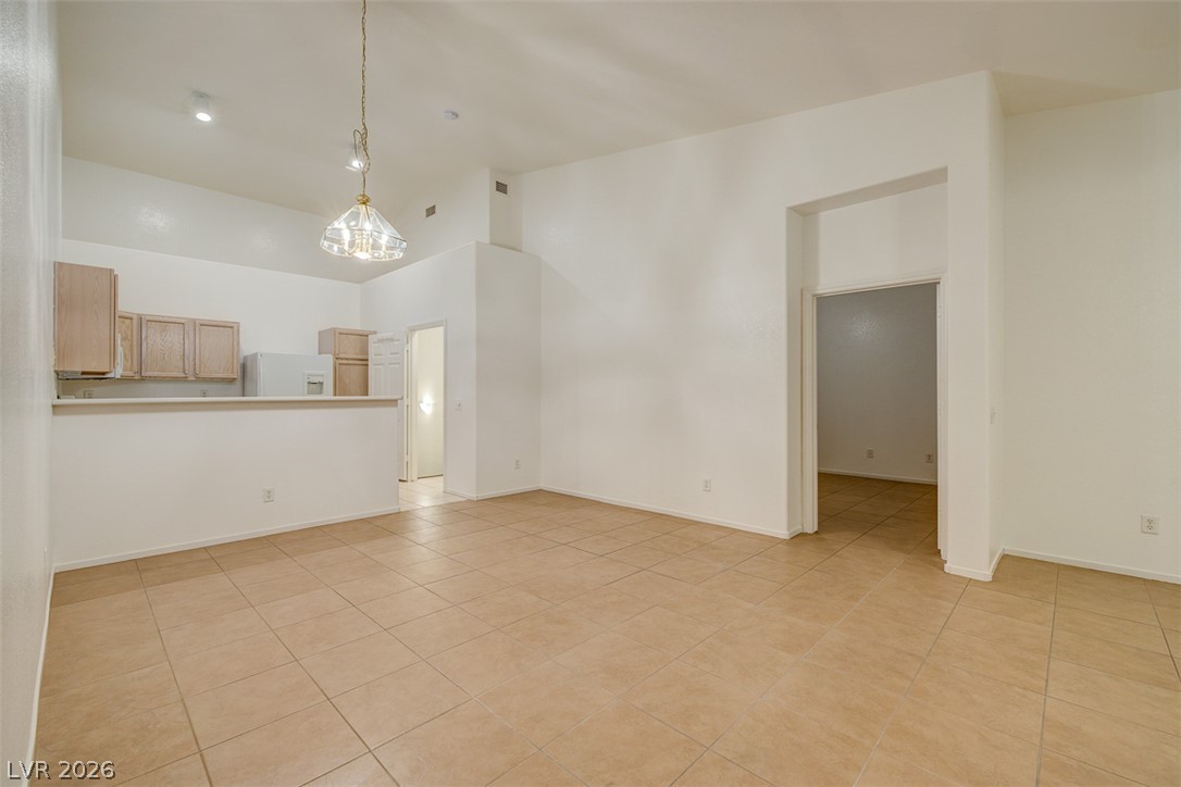 2000 Quartz Cliff Street 203 Property Photo 10