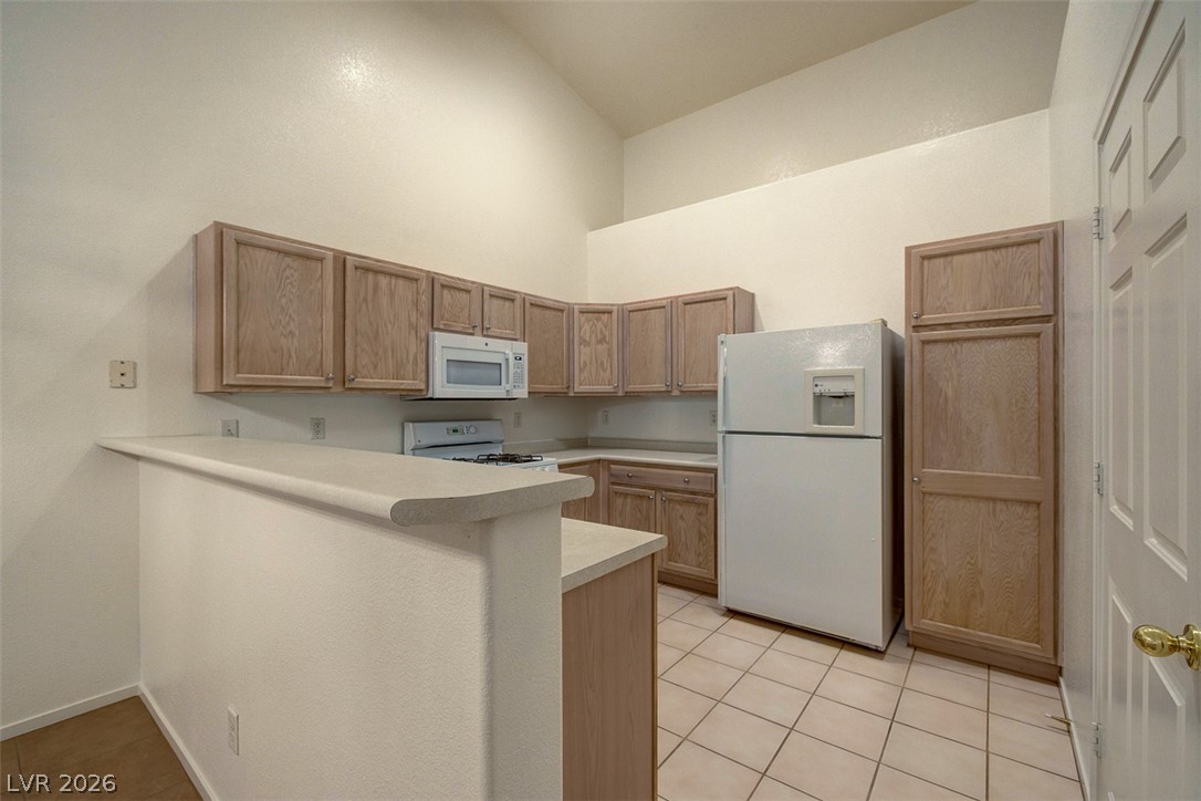 2000 Quartz Cliff Street 203 Property Photo 13