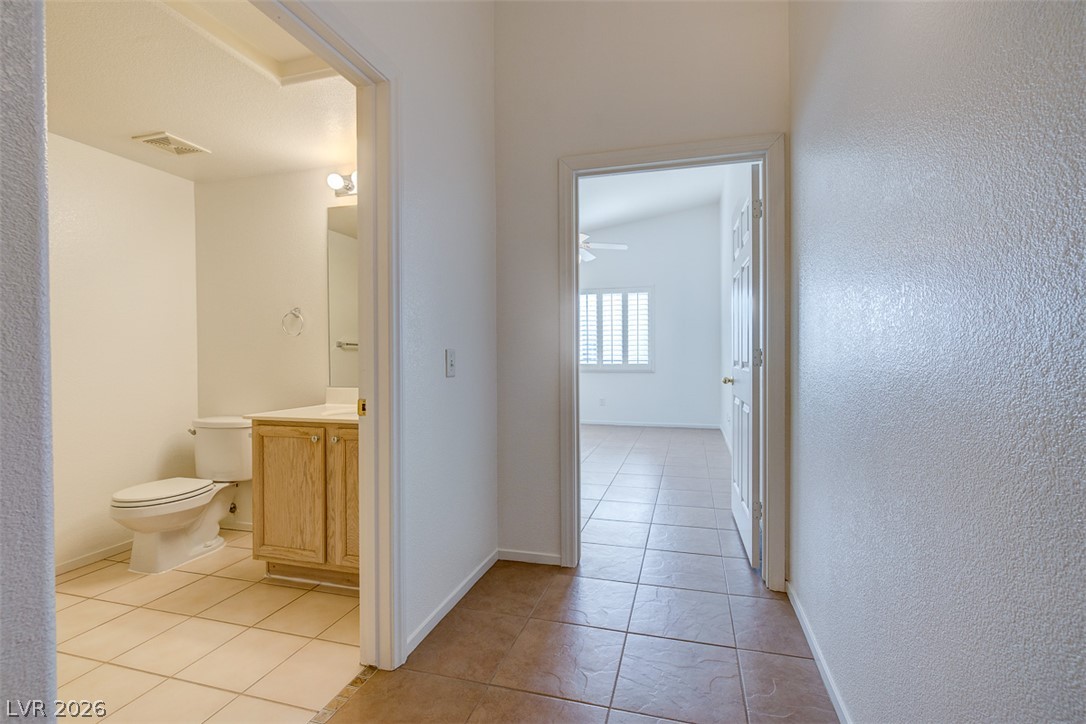 2000 Quartz Cliff Street 203 Property Photo 27
