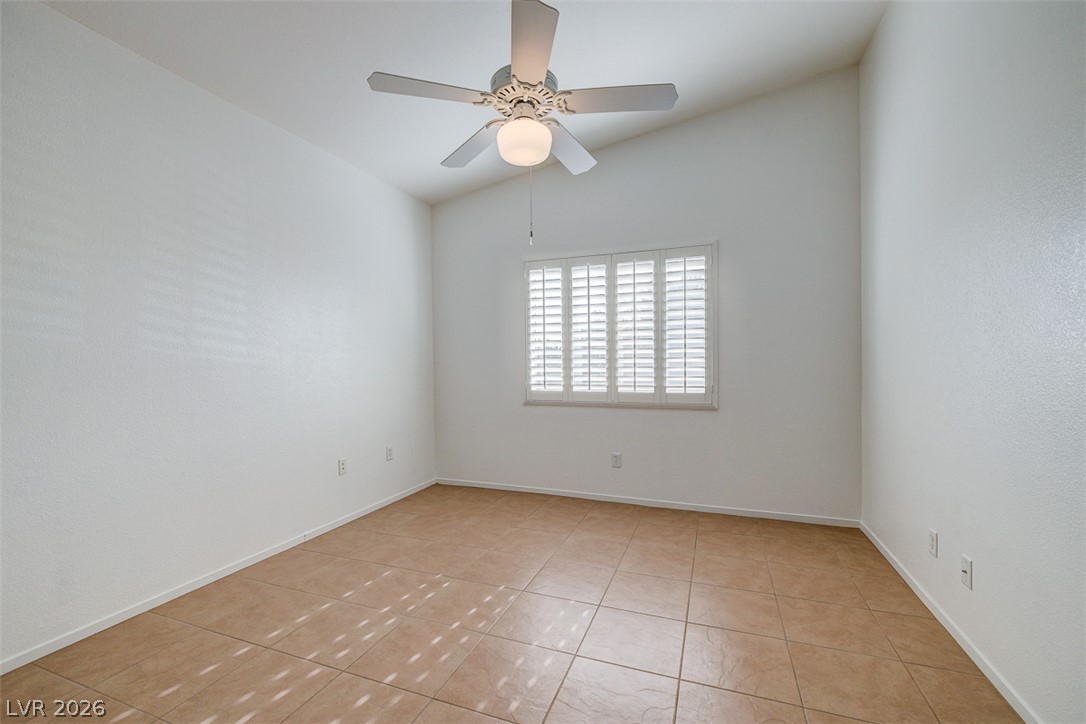 2000 Quartz Cliff Street 203 Property Photo 28
