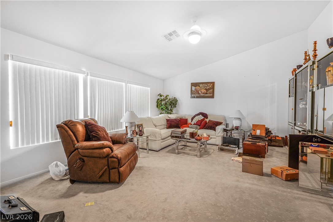 815 Roaring Falls Avenue Property Photo 7