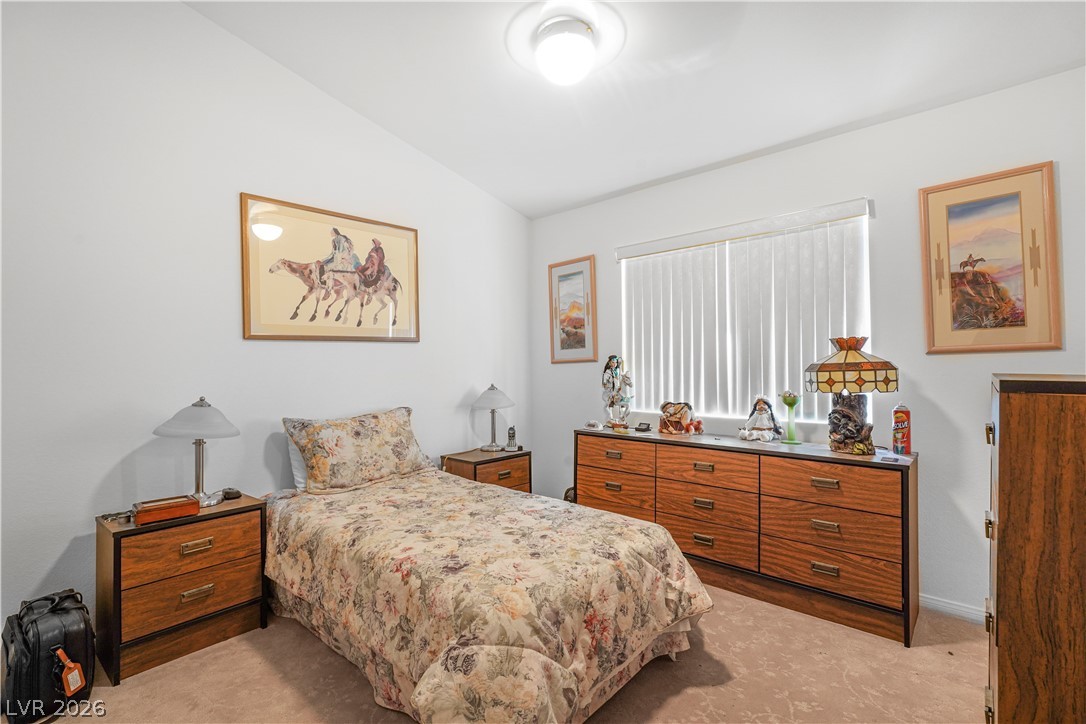 815 Roaring Falls Avenue Property Photo 14