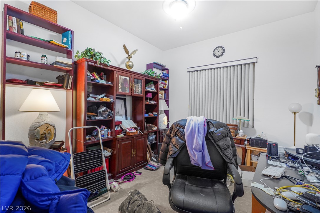 815 Roaring Falls Avenue Property Photo 18