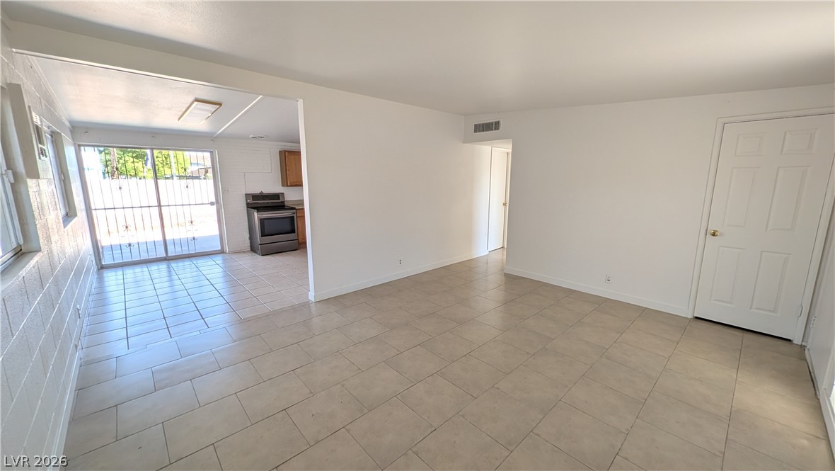 1856 Del Mar Avenue Property Photo 2