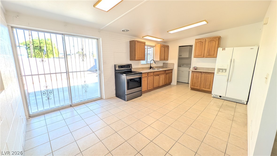 1856 Del Mar Avenue Property Photo 5