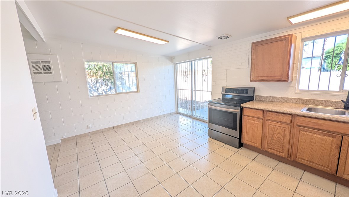 1856 Del Mar Avenue Property Photo 9