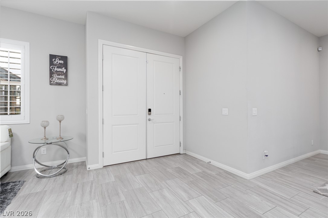 10320 Mystic Ledge Court Property Photo 9