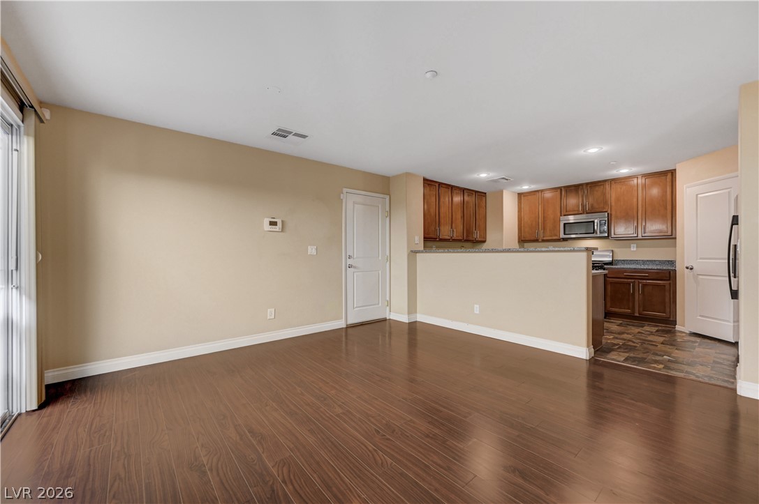 2088 Artistic Flair Walk Property Photo 7