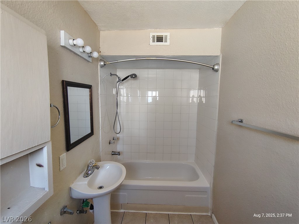 2929 Elm Avenue 2 Property Photo 8