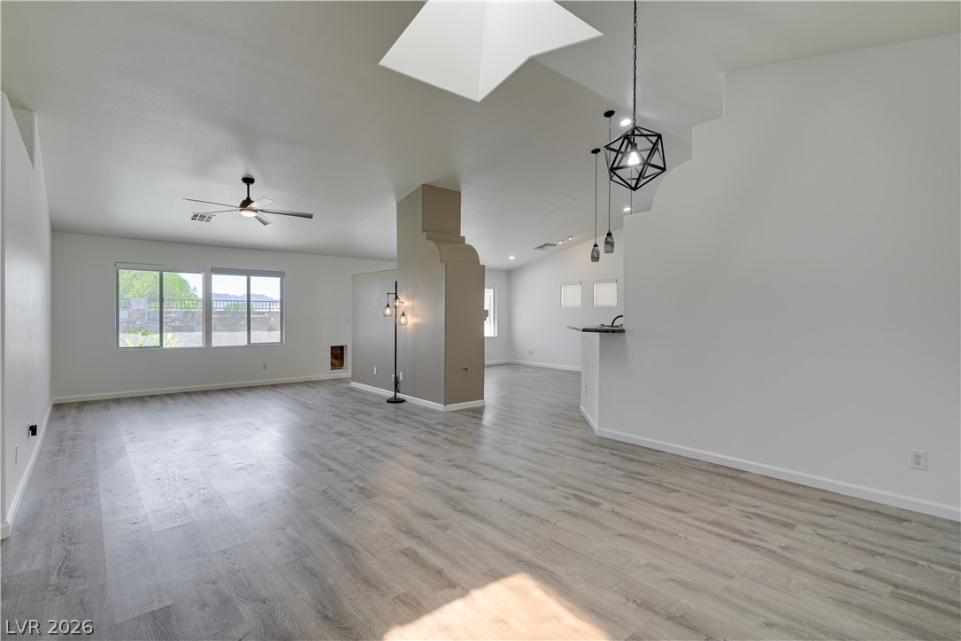 1030 Kings View Court Property Photo 5